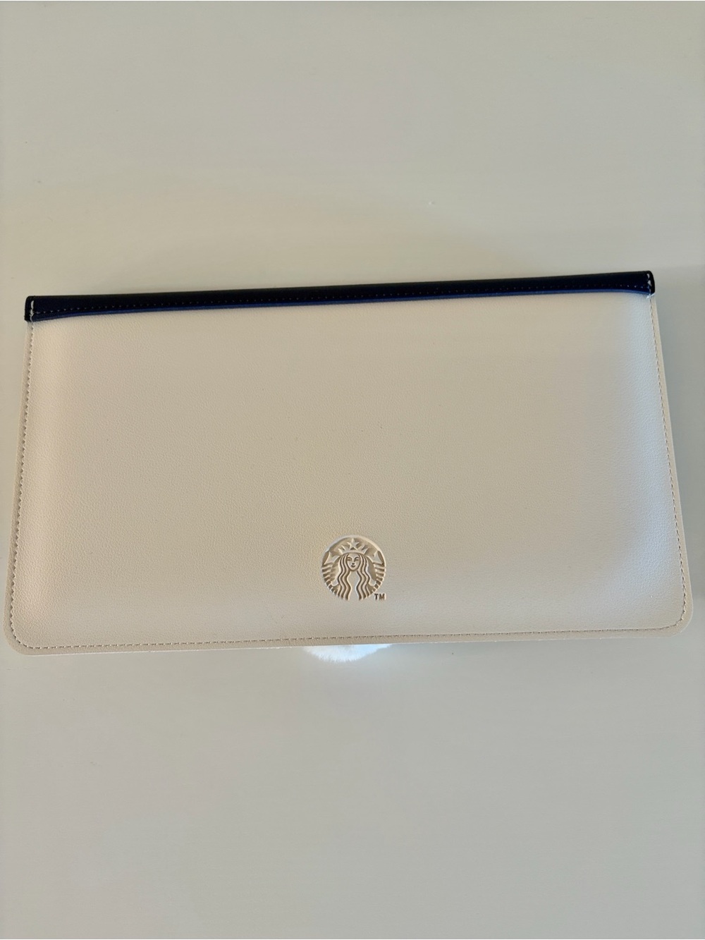 🆕 Starbucks Limited Editions Bunny Clutch - Picture 3 of 9